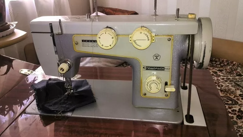 Швейная машина Подольск 2