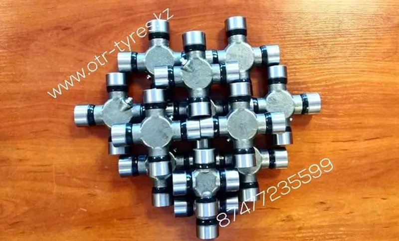 Крестовина 30*106 на экскаватор погрузчик 3