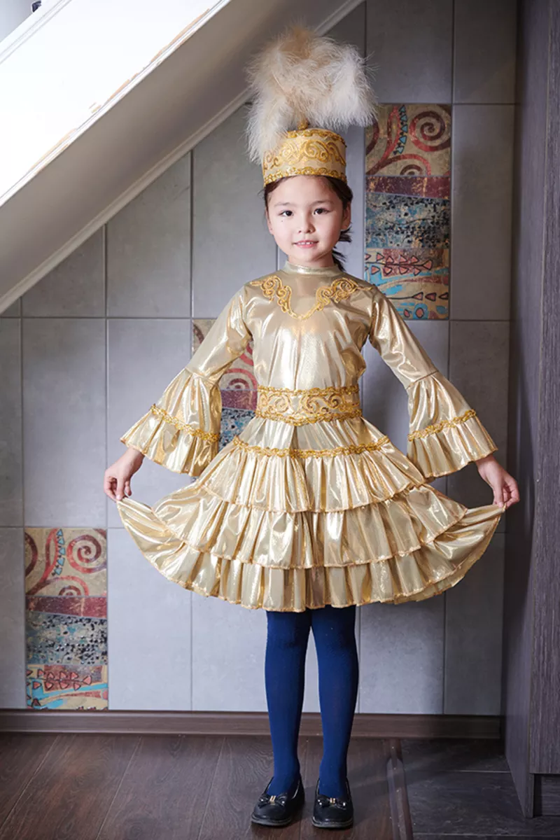 Казахские национальные костюмы детские и взрослые 2