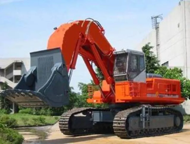 Аренда и услуги гусеничного экскаватора....