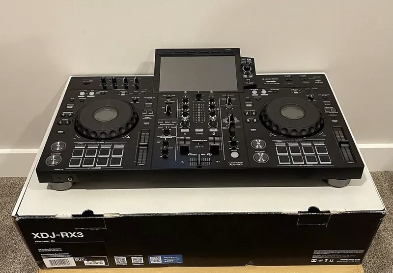 Pioneer OPUS-QUAD,  Pioneer XDJ-RX3,  Pioneer XDJ-XZ,  Pioneer CDJ-3000 3