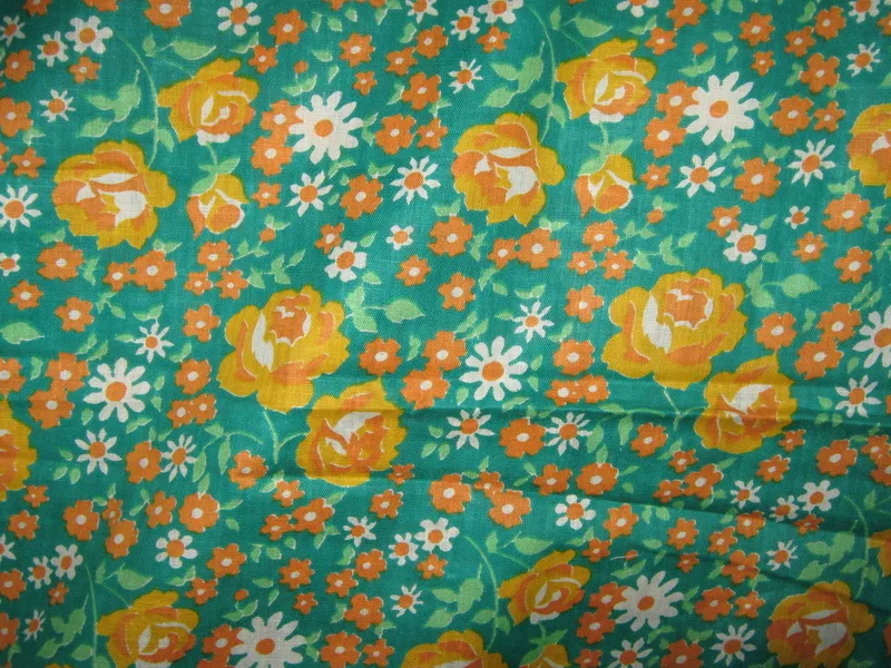 Продаю ткань - ситец, сделано в СССР. Отрезы разного размера. 6