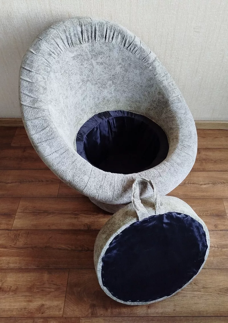 Пуфик со спинкой б/у. (2 шт.) 4