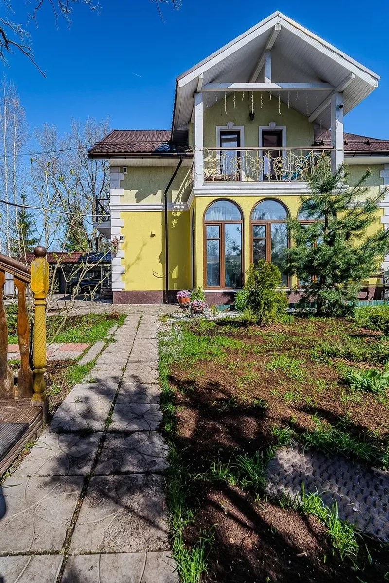  В срочной продаже Дом «Дыхание Барокко» . С ремонтом и мебелью. 3