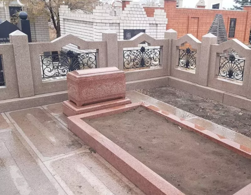 Изделия из натурального камня гранит в Алматы. 8