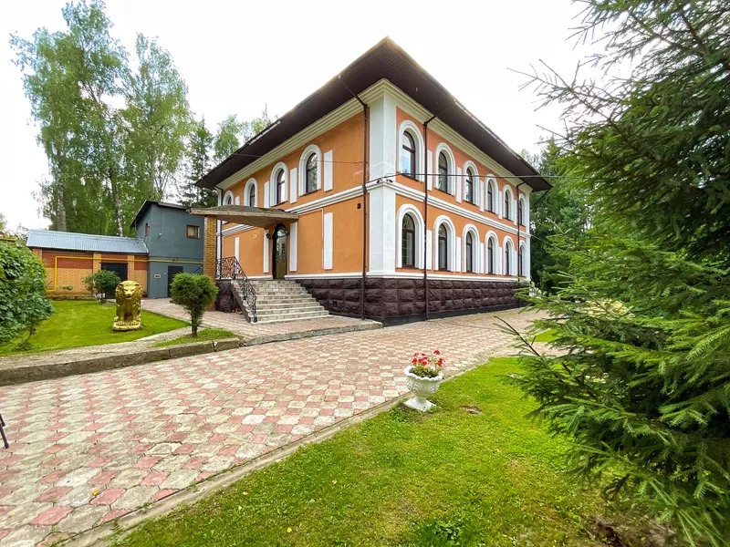 Продается особняк Капалиани,  с выходом на берег реки Пажа. 2