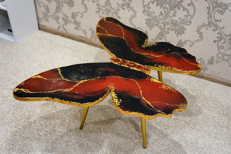 Дизайнерский журнальный стол