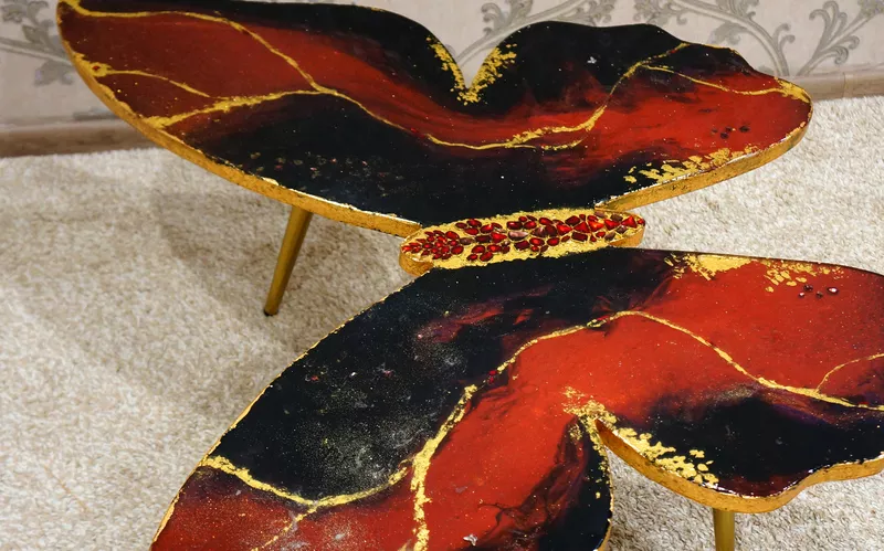 Дизайнерский журнальный стол 3