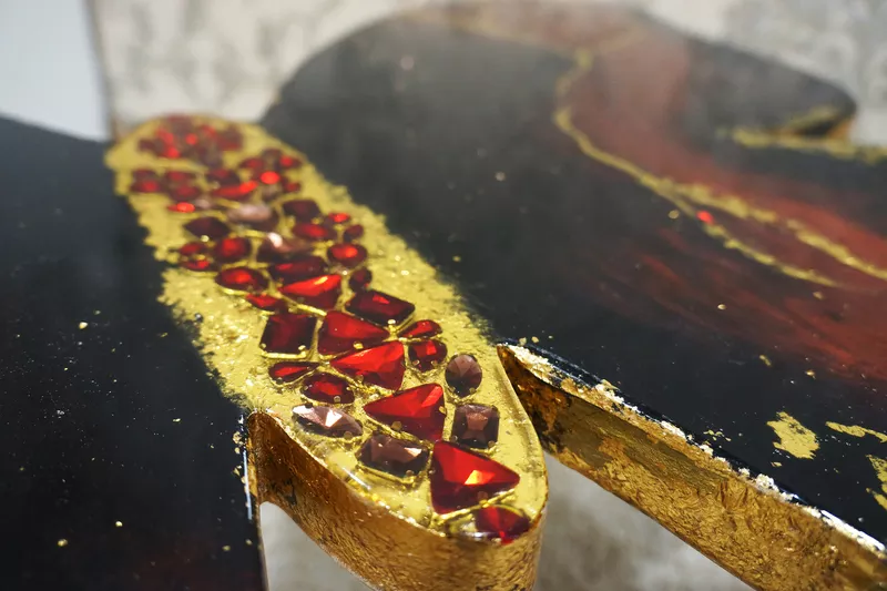 Дизайнерский журнальный стол 8