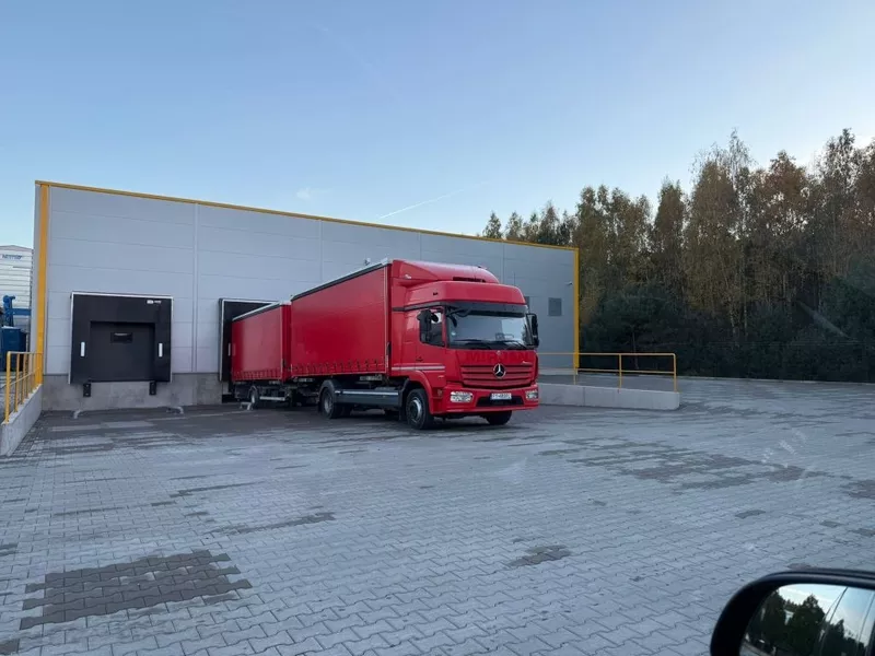 Приглашаем водителя кат. СЕ для доставки мебели в Германию