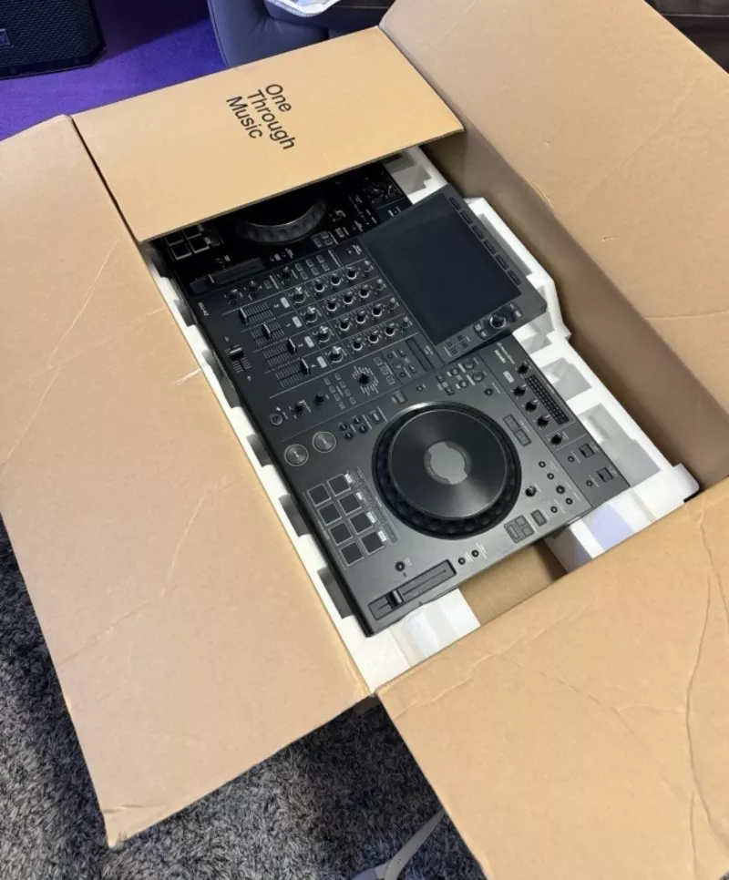 AlphaTheta XDJ-AZ,  Pioneer DJ OPUS-QUAD,  Pioneer DJ XDJ-RX3,  Pioneer C