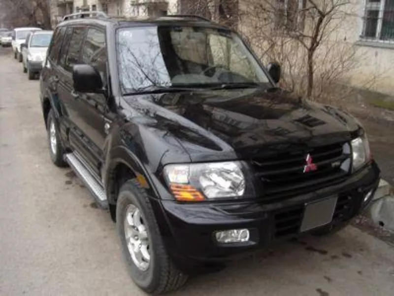 Продам автомобиль Mitsubishi Pajero 