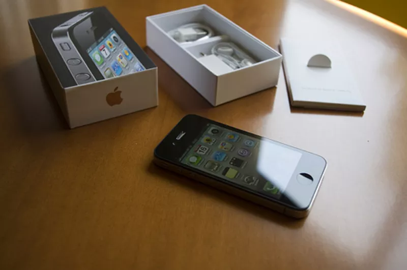 Apple iPhone 4 G 32 Гб